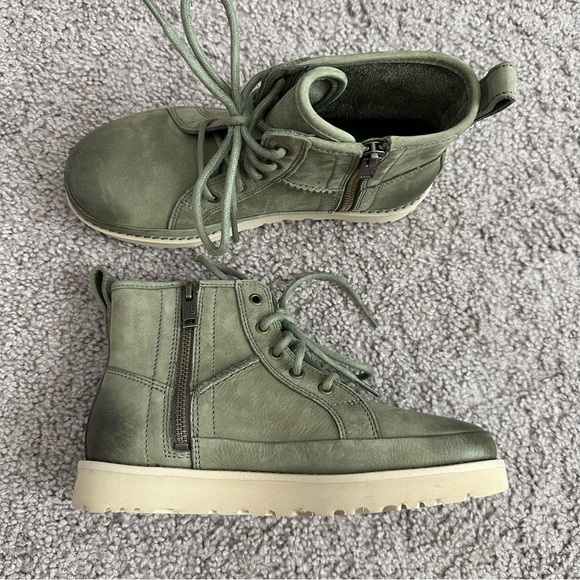 NWOB UGG Deconstructed Green Lace-up Hiker Boots. Womens Size 5. - Picture 8 of 10
